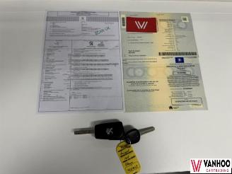 Peugeot 108  picture 19