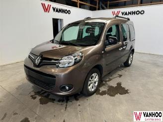 Auto incidentate Renault Kangoo  2016/10