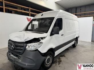 uszkodzony samochody osobowe Mercedes Sprinter  2020/11