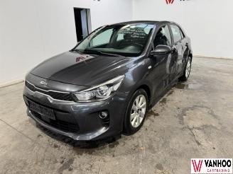 Auto incidentate Kia Rio  2017/7
