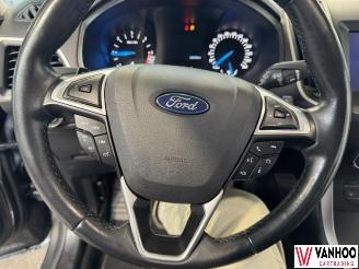 Ford S-Max  picture 14