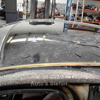 Jaguar E-Pace P 300E AWD picture 27