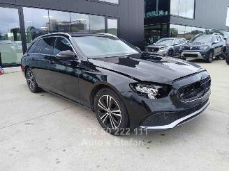 krockskadad bil auto Mercedes E-klasse 200 D 2023/4