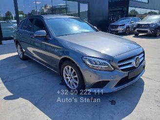 krockskadad bil auto Mercedes C-klasse 200 D 2019/3