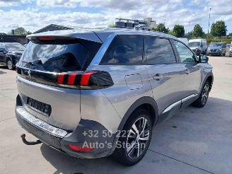 Peugeot 5008 ALLURE picture 4