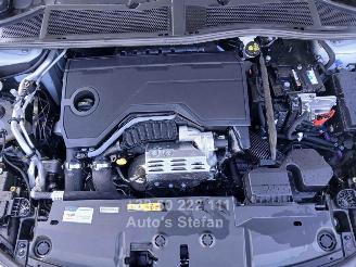 Peugeot 408 HYBRID 136 GT picture 30