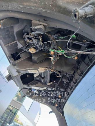 Peugeot 408 HYBRID 136 GT picture 26