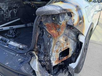 Peugeot 408 HYBRID 136 GT picture 24