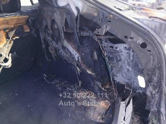 Peugeot 408 HYBRID 136 GT picture 25