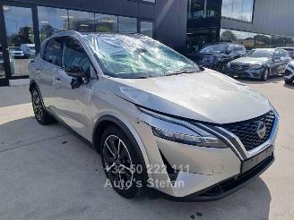 krockskadad bil auto Nissan Qashqai N-CONNECTA 2023/4