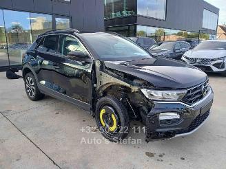 skadebil auto Volkswagen T-Roc ACTIVE 2022/1