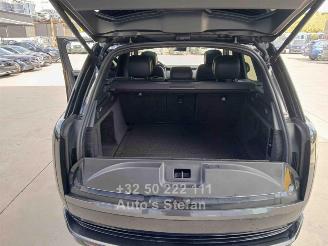 Land Rover Range Rover ROVER HSE P460E picture 17
