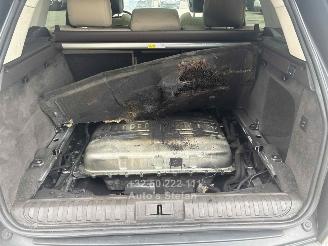 Land Rover Range Rover ROVER P400E SE picture 20