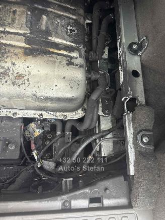 Land Rover Range Rover ROVER P400E SE picture 24