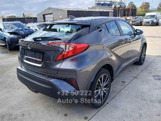 Toyota C-HR C-BUSINESS PLUS picture 6