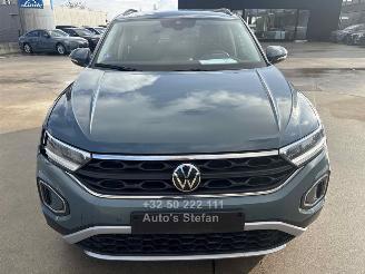 Volkswagen T-Roc LIFE picture 2
