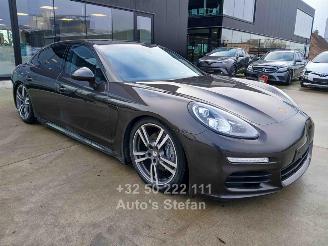 skadebil auto Porsche Panamera DIESEL 2013/10