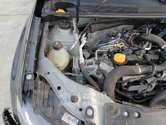 Dacia Duster ESSENTIAL picture 23