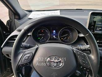 Toyota C-HR  picture 10