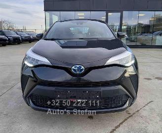 Toyota C-HR  picture 2