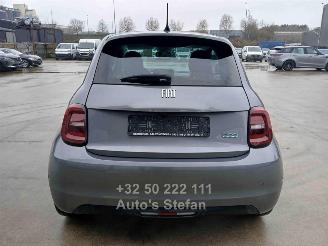 Fiat 500 E ICON picture 5