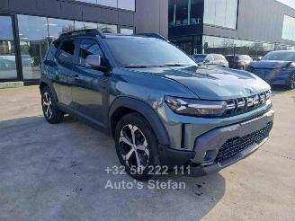 krockskadad bil auto Dacia Duster JOURNEY 2025/4