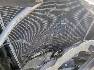 BMW X4 XDRIVE20I picture 25