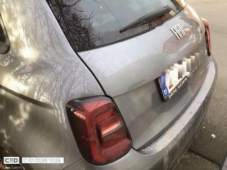 Fiat 500 E ICON picture 9