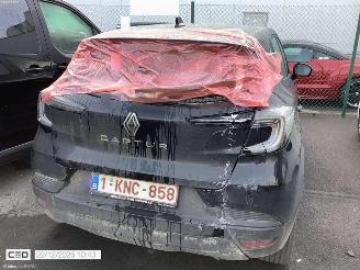 Renault Captur EVOLUTION picture 11