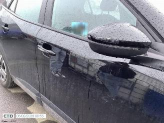 Peugeot 2008 STYLE picture 3