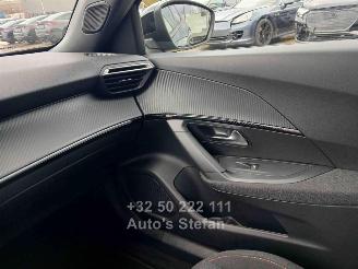 Peugeot 2008 STYLE picture 36