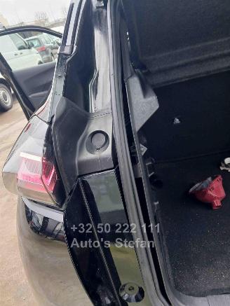 Peugeot 2008 STYLE picture 29