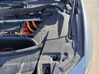 Jaguar I-Pace R-DYNAMIC SE picture 16