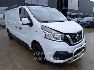krockskadad bil auto Nissan Primastar THULE OMNISTAR 2020/11