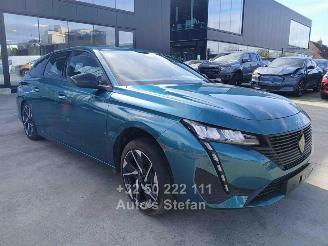 krockskadad bil auto Peugeot 308 ACTIVE 2024/10