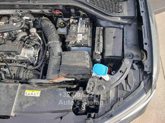 Volkswagen T-Roc STYLE picture 21