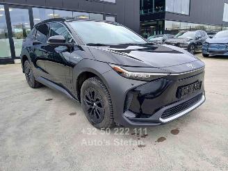 Vaurioauto  passenger cars Toyota bZ4X  2023/7