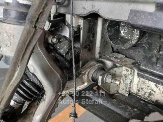 Jaguar I-Pace R-DYNAMIC SE picture 36