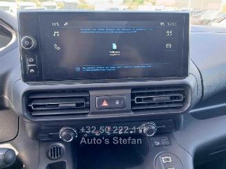Peugeot Partner PREMIUM picture 16