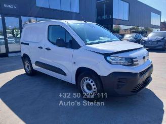 Peugeot Partner PREMIUM picture 1