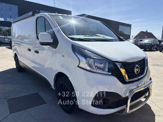 krockskadad bil auto Nissan Primastar THULE OMNISTAR 2020/11