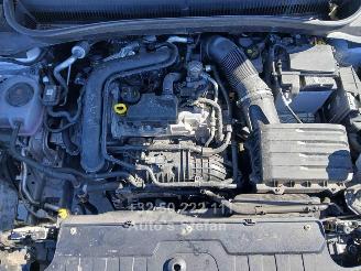 Volkswagen T-Cross LIFE picture 19