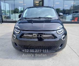 Fiat 500 E BEV picture 2