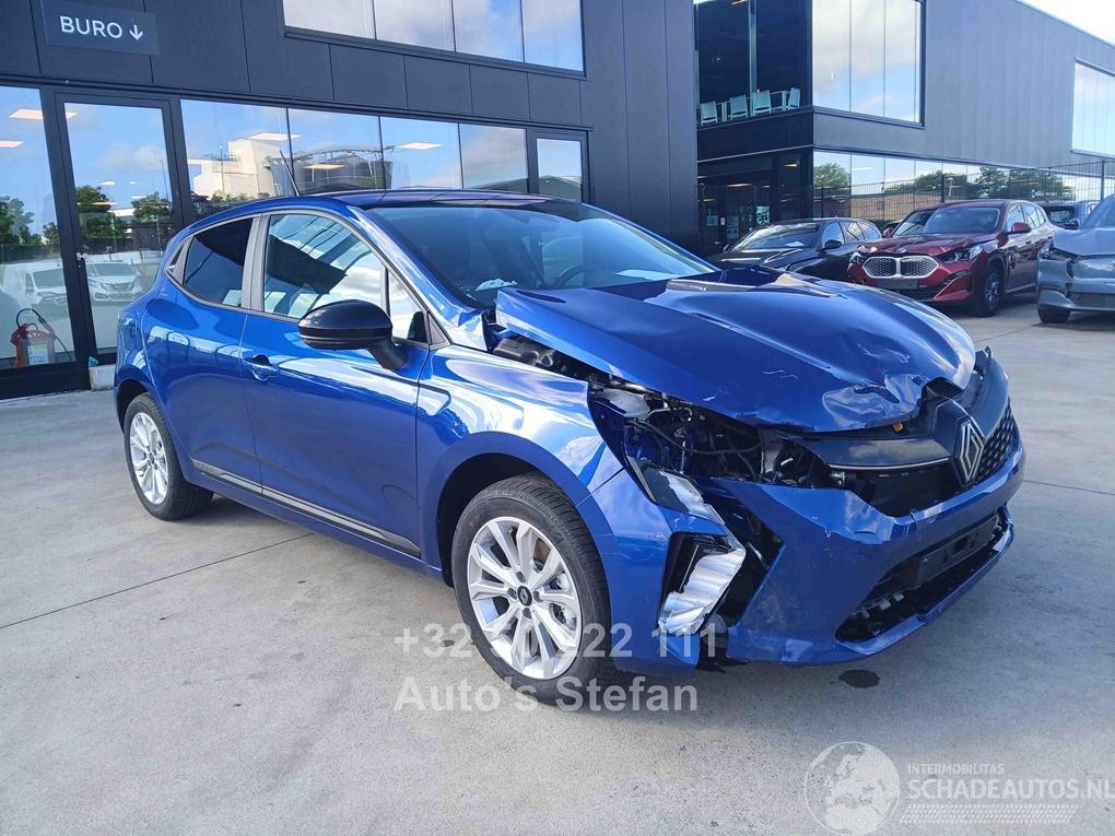 Renault Clio E-TECH HYBRIDE