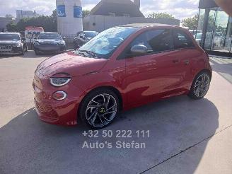 Fiat 500 E ABARTH picture 3