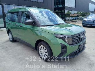 skadebil auto Ford Tourneo COURIER TREND 2026/3