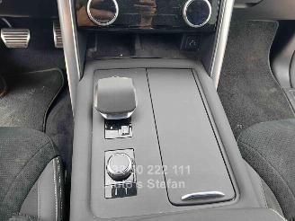 Land Rover Discovery 5 R-DYNAMIC SE D250 AWD picture 22