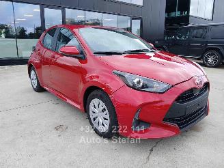 skadebil auto Toyota Yaris IV 2026/3