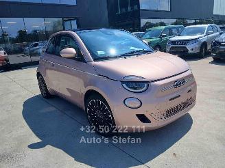 skadebil auto Fiat 500 E LA PRIMA 2022/6