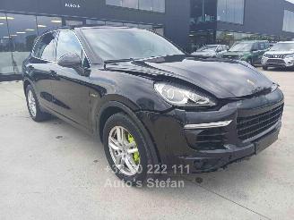 krockskadad bil auto Porsche Cayenne S E-HYBRID 2015/6
